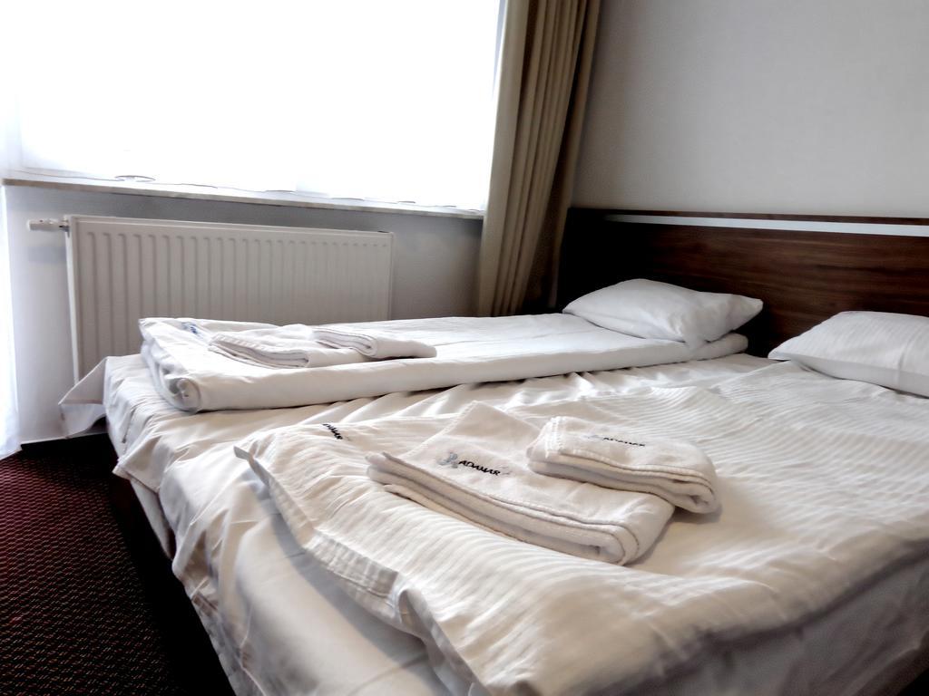 Adamar Jastrzebia Gora Bed and Breakfast Rum bild