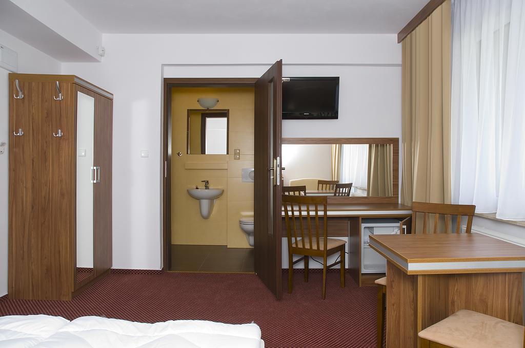 Adamar Jastrzebia Gora Bed and Breakfast Rum bild
