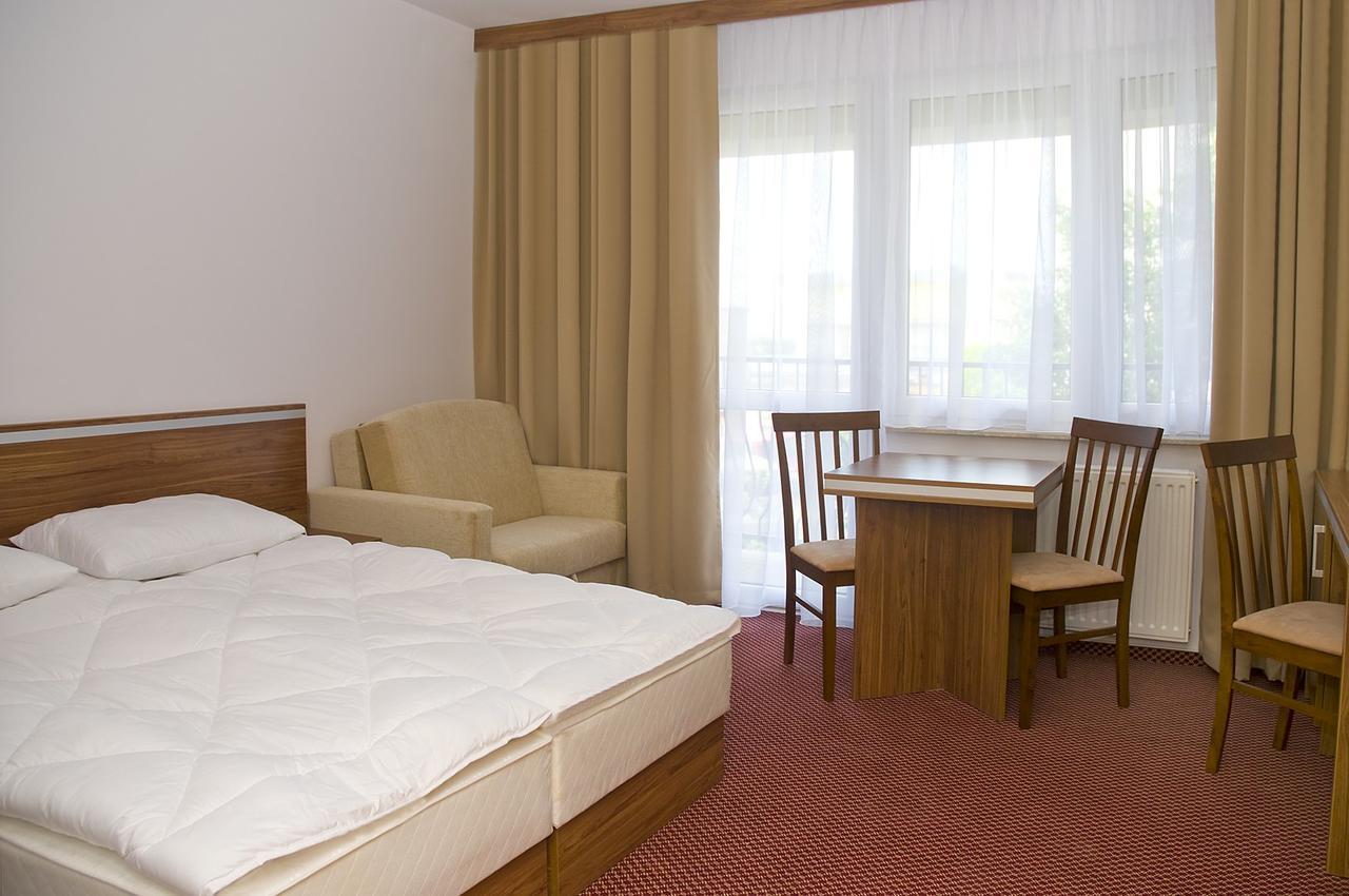 Adamar Jastrzebia Gora Bed and Breakfast Exteriör bild