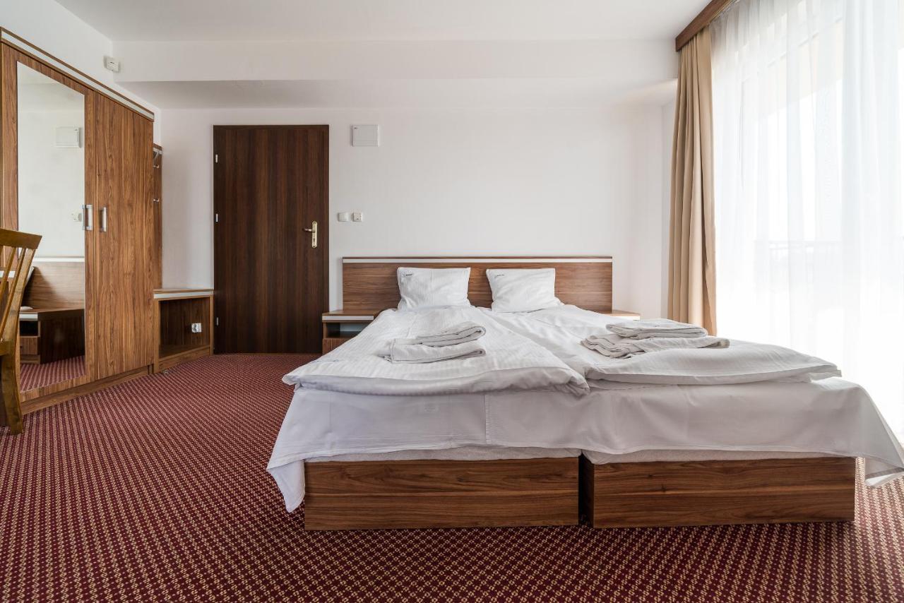 Adamar Jastrzebia Gora Bed and Breakfast Exteriör bild