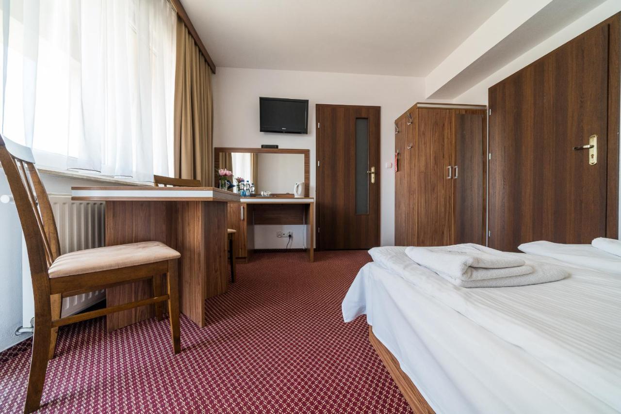 Adamar Jastrzebia Gora Bed and Breakfast Exteriör bild